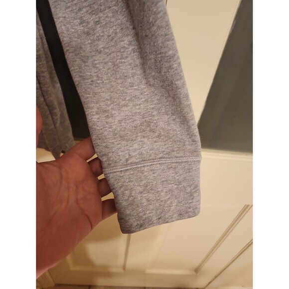 Under Armour Women's Gray Quarter Zip Pullover Size L - Picture 4 of 9